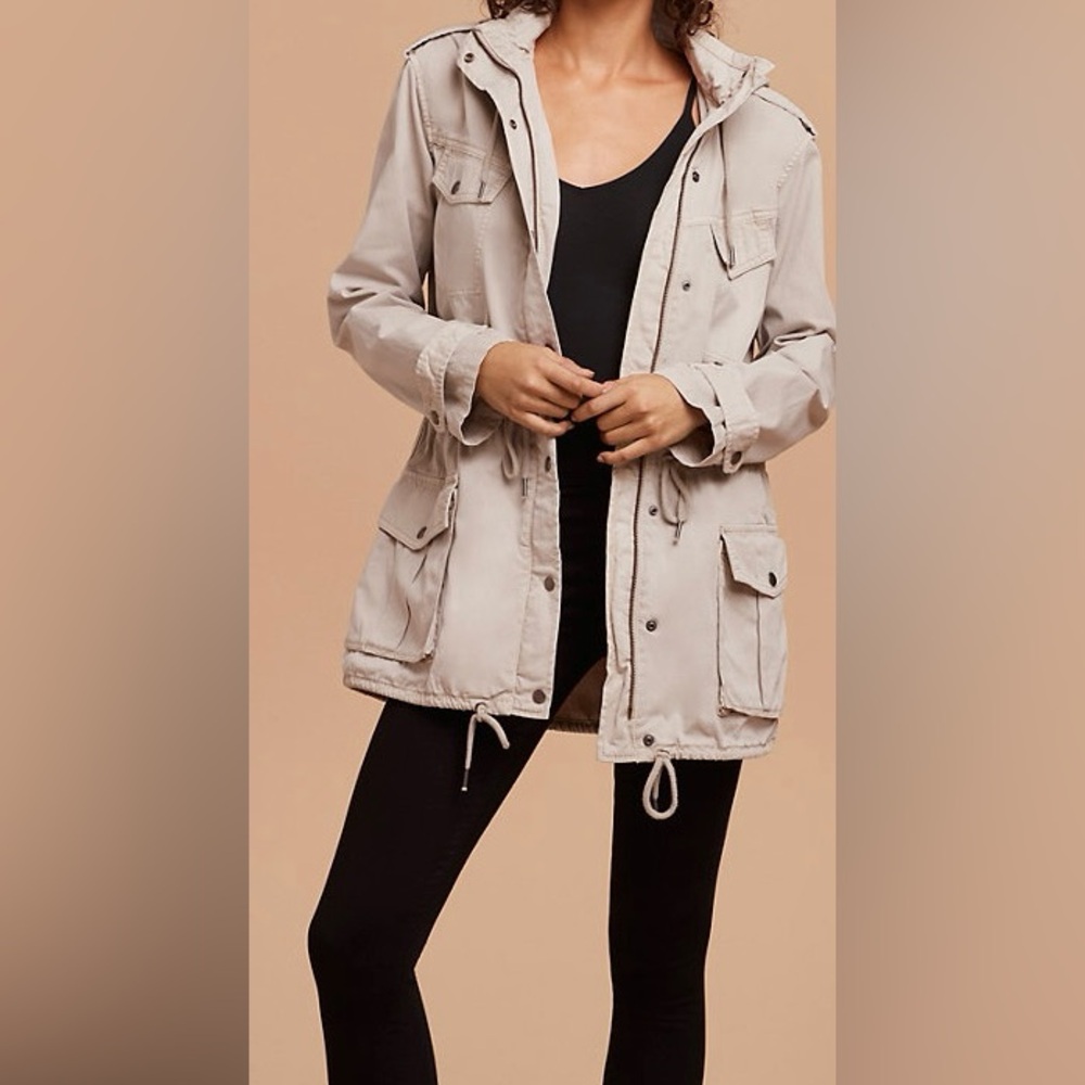 Brand new Aritizia Trooper Jacket. Size small
